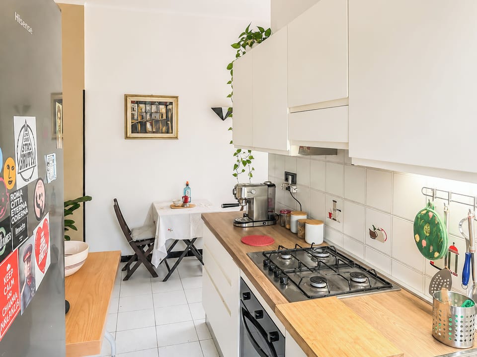 Apartment, City View | Private kitchen