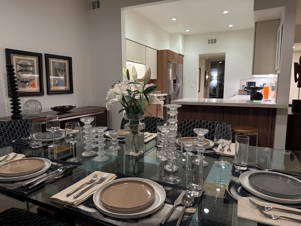 Dining Room & Kitchen