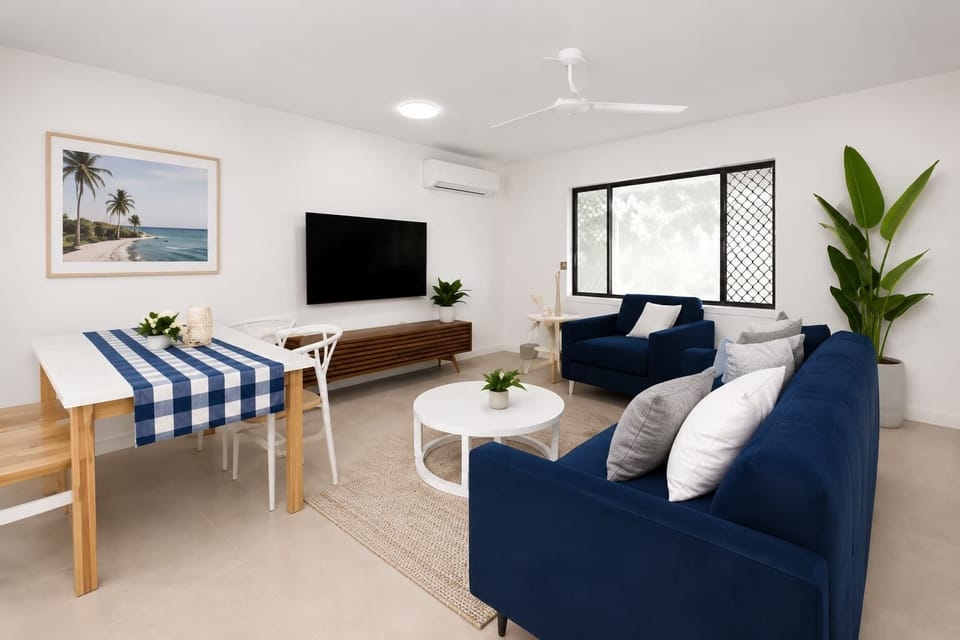 Bright Open-Plan Living & Dining Area with Garden Access