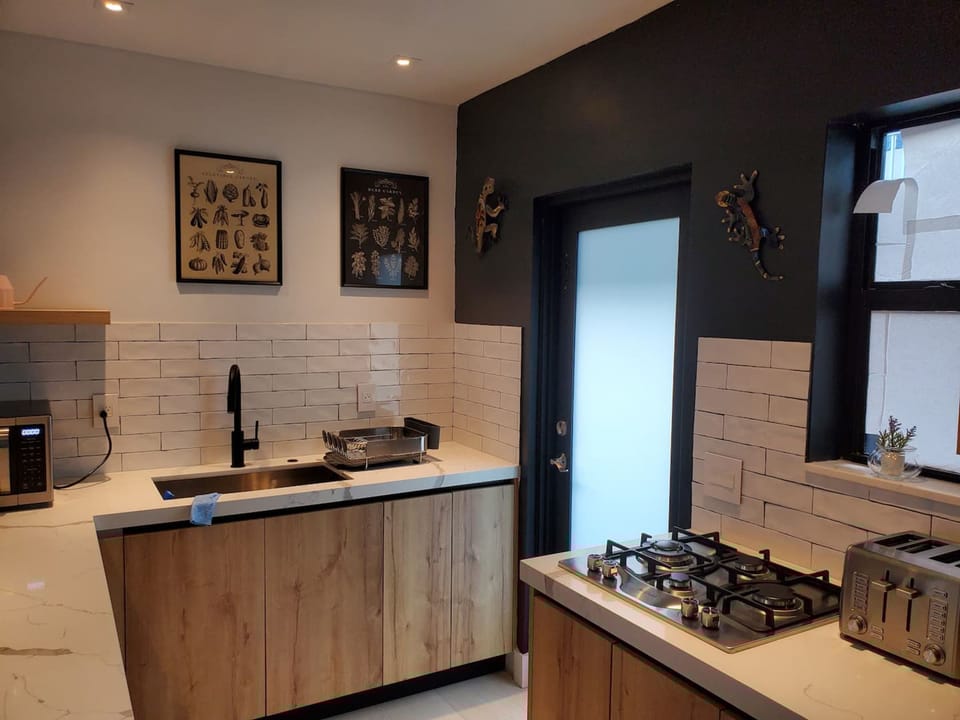 House | 1 bedroom