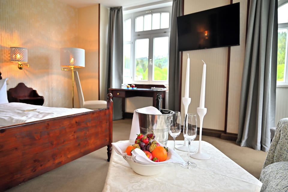 Royal Double or Twin Room | Premium bedding, minibar, in-room safe, desk