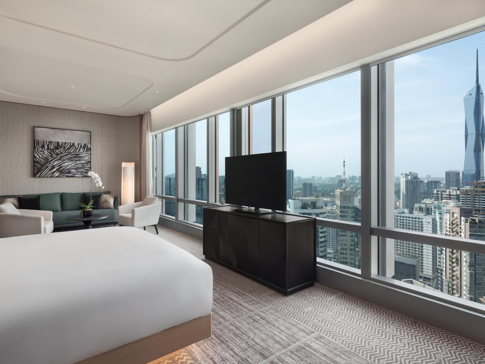 Executive Room, 1 King Bed (Premium) | WiFi (free)