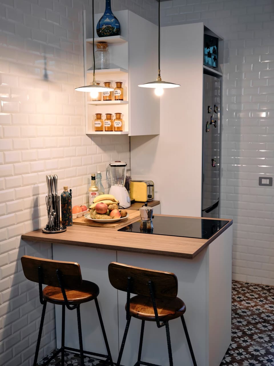City Apartment | Private kitchen | Toaster, blender
