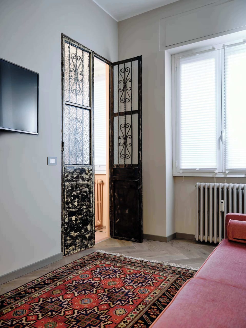 City Apartment | Living area