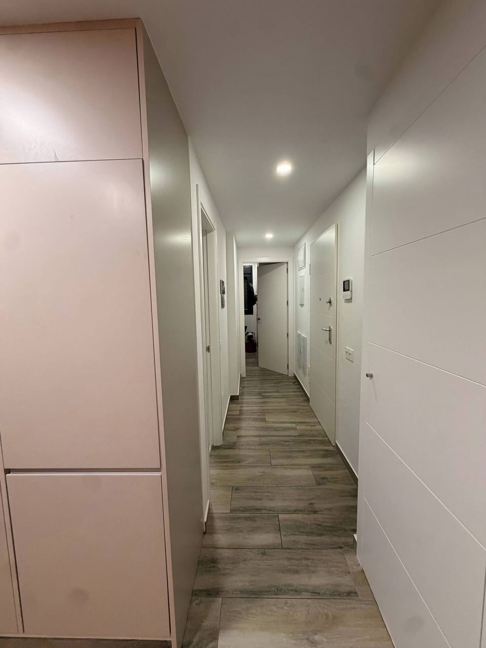 Apartment, 3 Bedrooms, Accessible, Balcony | Interior