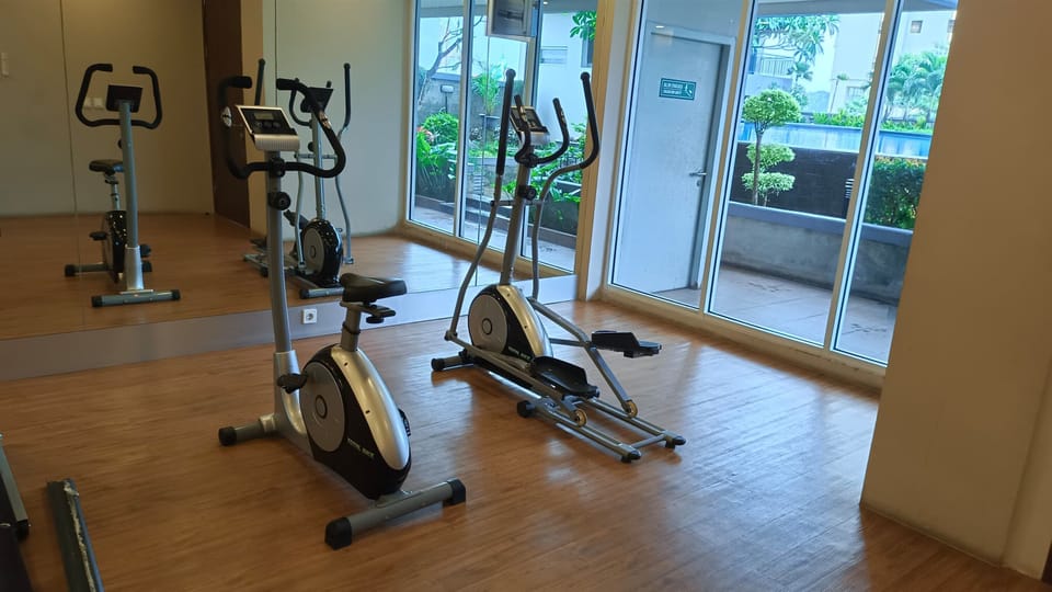 Comfortable Modern Look 2Br At Apartment Parkland Avenue Apartment in Indonesia