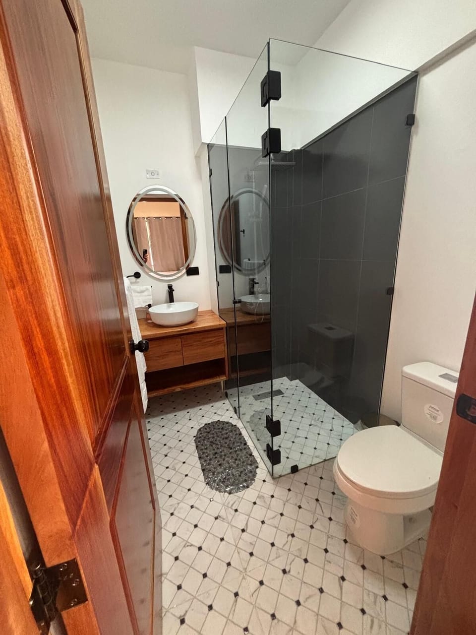 Comfort Double or Twin Room | Bathroom | Hair dryer, towels, soap, shampoo