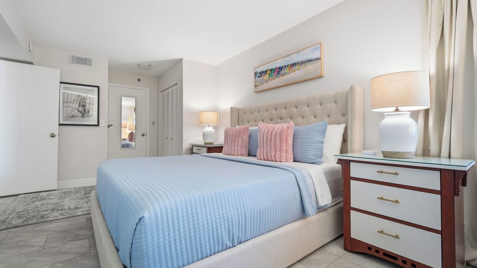 Jeff and Gina Properties - Ocean Trillium 604 (OT604) - New Smyrna Beach - 1 Bedroom - 1 Bathroom - Atlantic Ocean - Waterfront - Beach Front