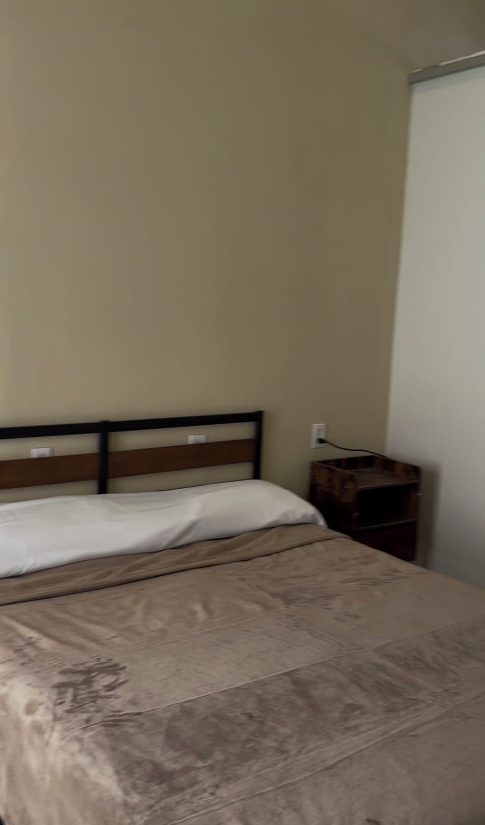 Junior Room, City View | WiFi (free)