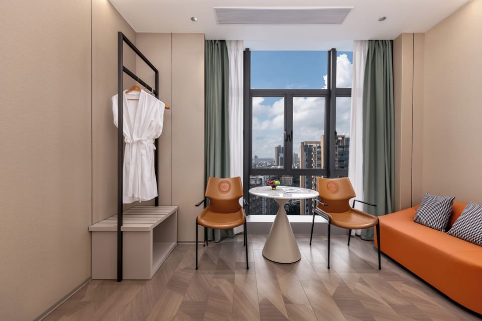 Comfort Double Room, City View | Interior