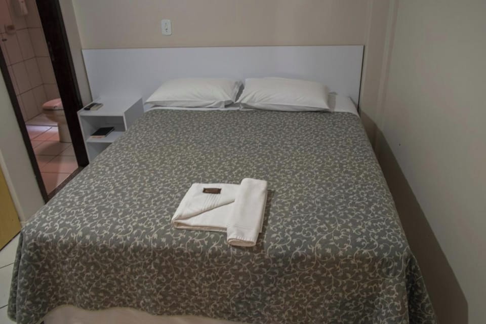 Bedroom. Interior and views may vary based on location and availability.
