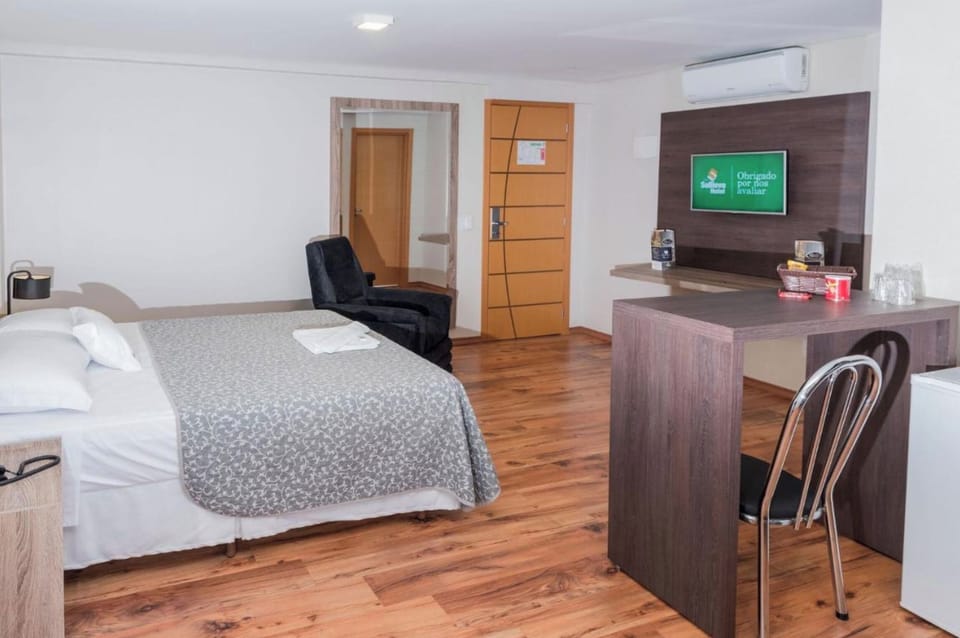 Bedroom. Interior and views may vary based on location and availability.