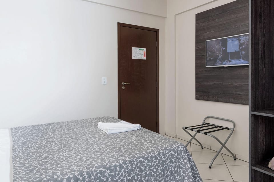 Bedroom. Interior and views may vary based on location and availability.
