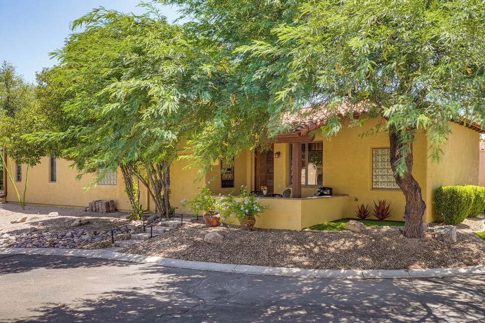 Studio Exterior | Single-Story Unit