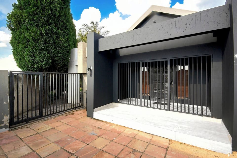 Apartment, 1 Bedroom, Patio | Property grounds