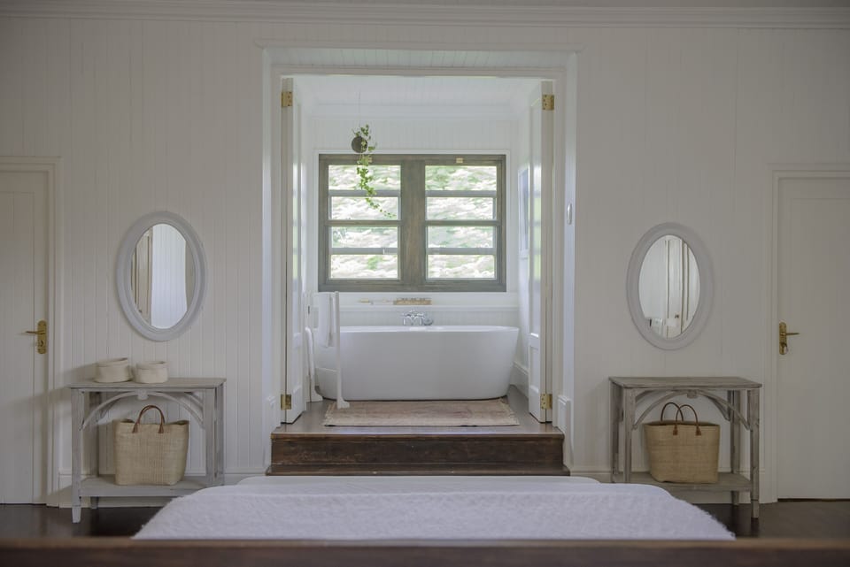 Classic Double Room 5 | Premium bedding, in-room safe, desk, laptop workspace