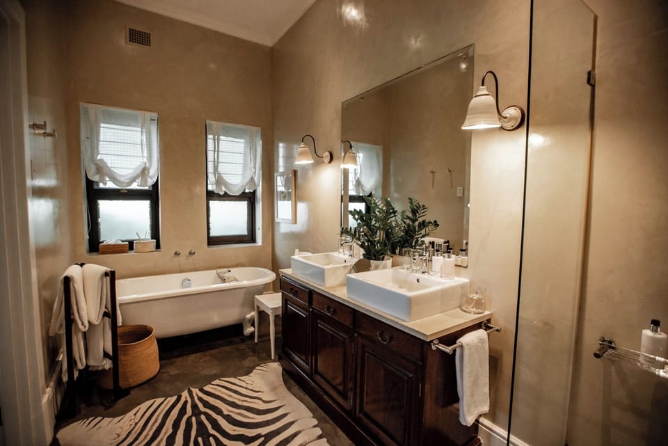 Shower, free toiletries, hair dryer, bathrobes