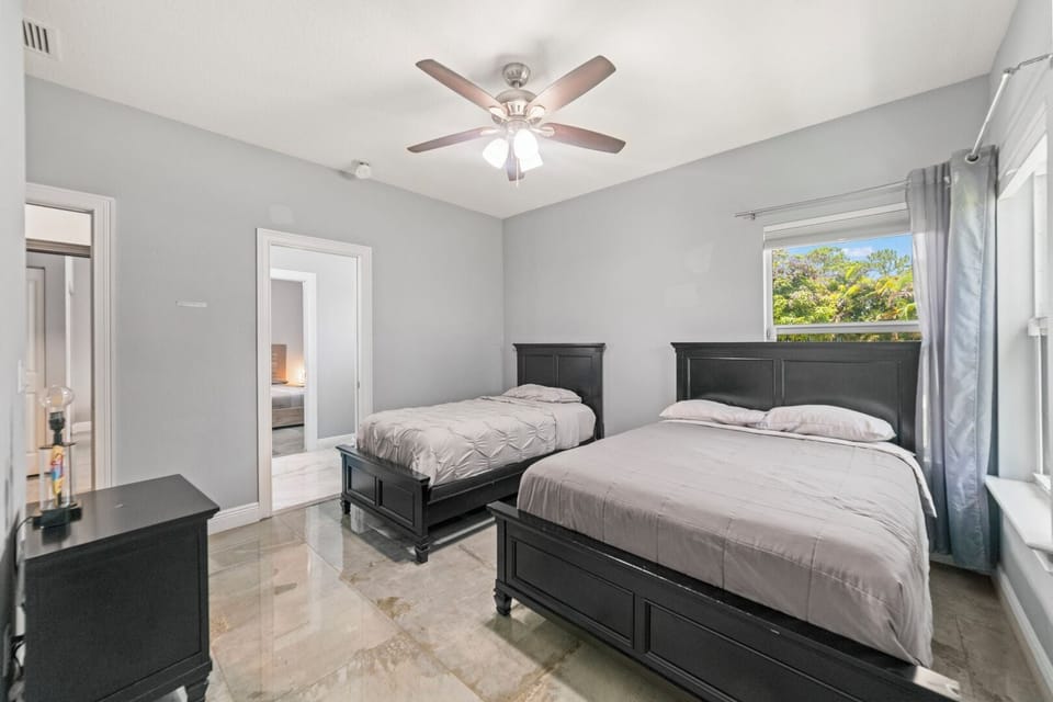 Luxury Villa, Patio, Garden View | Iron/ironing board, WiFi (free), bed sheets