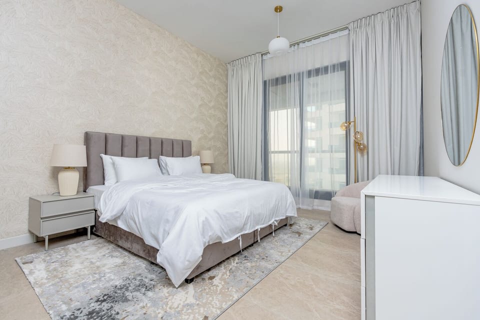 Superior Apartment, Balcony, Marina View | In-room safe, blackout drapes, soundproofing, iron/ironing board