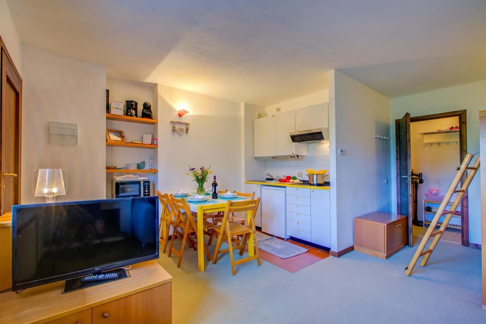 Standard Studio, Microwave, Mountain View (Appartamento I Larici) | Interior
