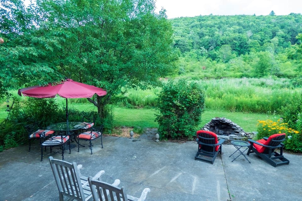 Outdoor dining space for four.