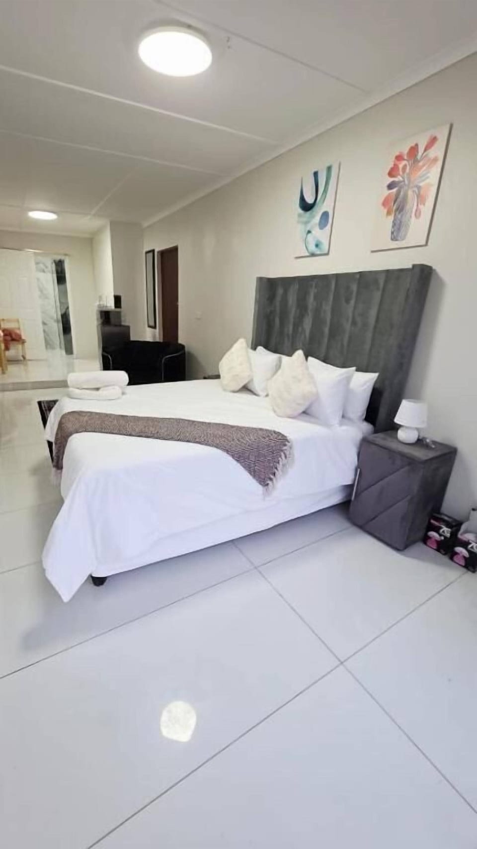Standard Double Room, Garden View | WiFi (free)