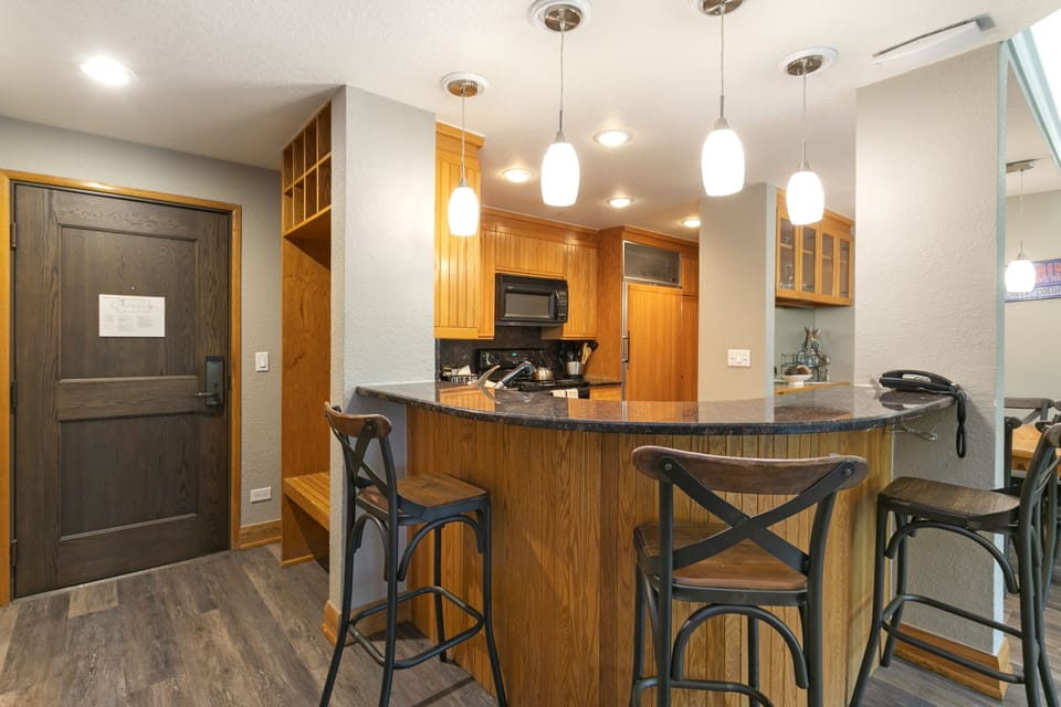 Condo, 2 Bedrooms | Private kitchen | Coffee/tea maker, fridge, oven, toaster