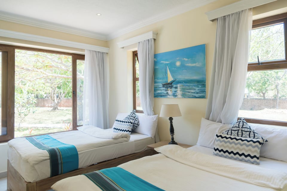 Villa, 2 Bedrooms, Balcony, Garden View | Iron/ironing board (on request), WiFi (free)