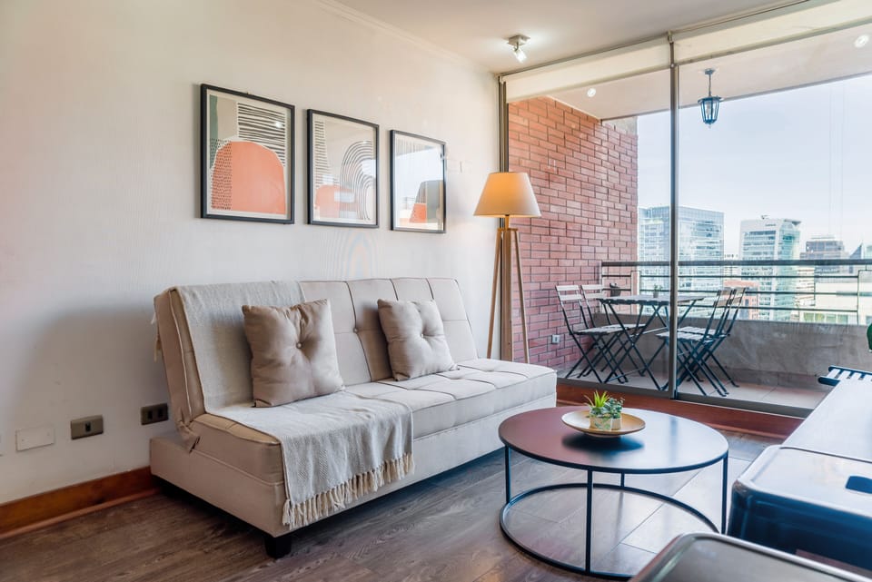Classic Apartment, Balcony, City View | Living area