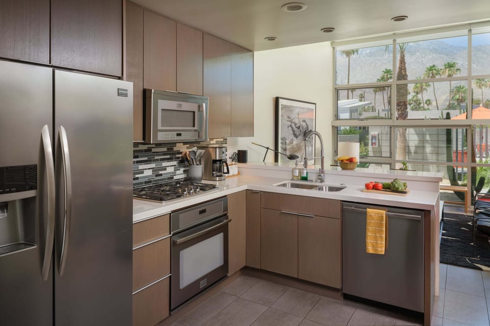 Condo, 1 King Bed, Pool View (Sophia 4) | Private kitchen