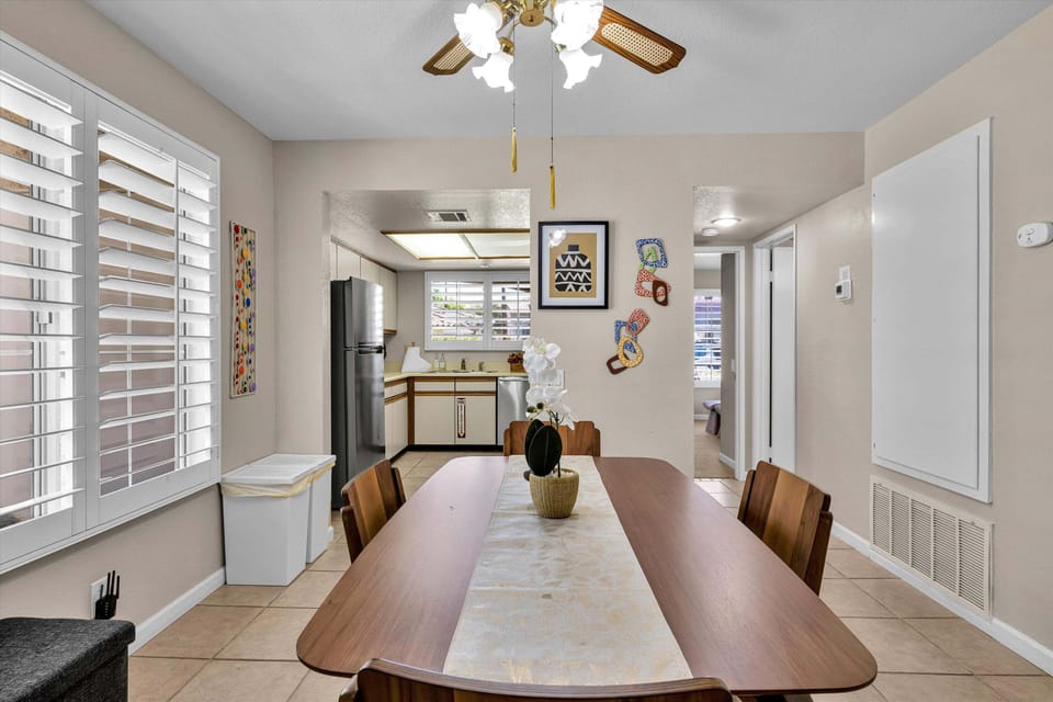Condo, Multiple Beds, Garden View (Farrell G35) | Dining