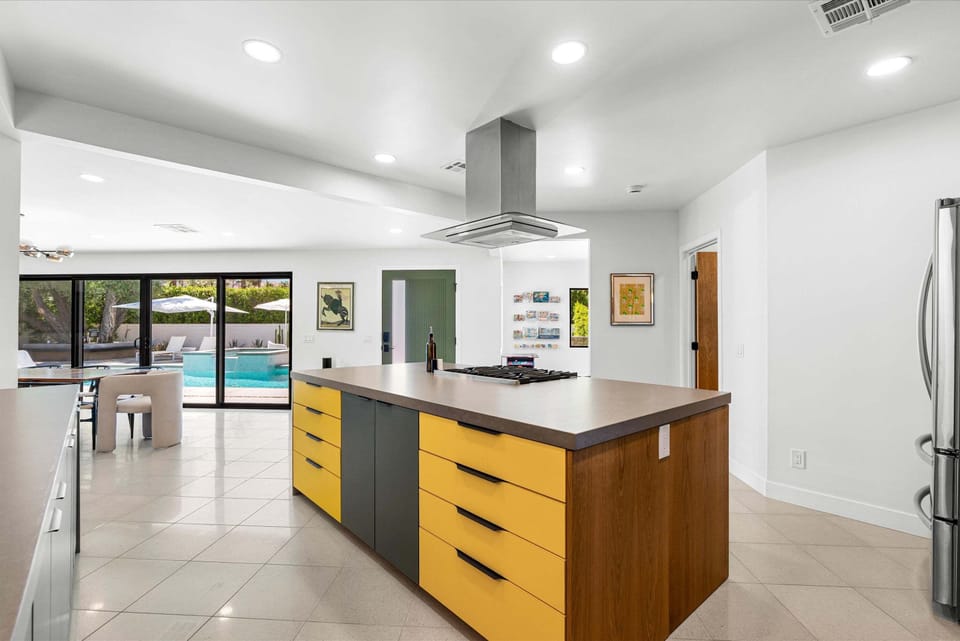 House, Multiple Beds, Pool View (Sonora 2) | Private kitchen