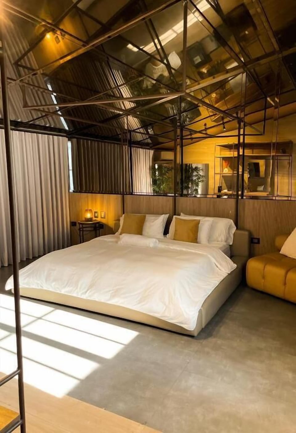 Luxury Suite | Premium bedding, down comforters, Select Comfort beds, desk