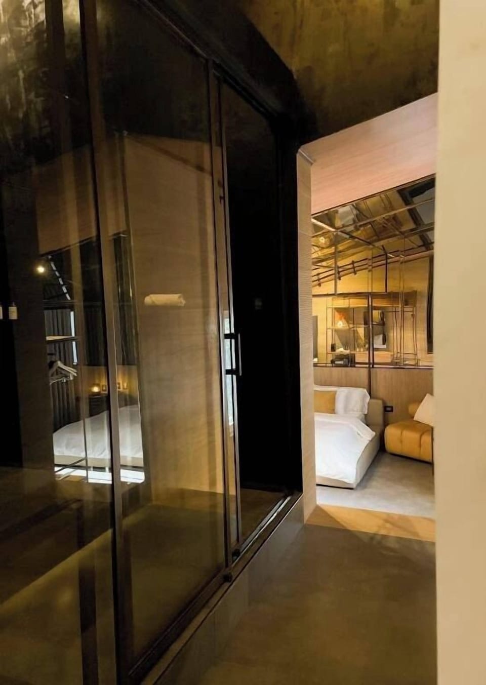 Luxury Suite | Premium bedding, down comforters, Select Comfort beds, desk
