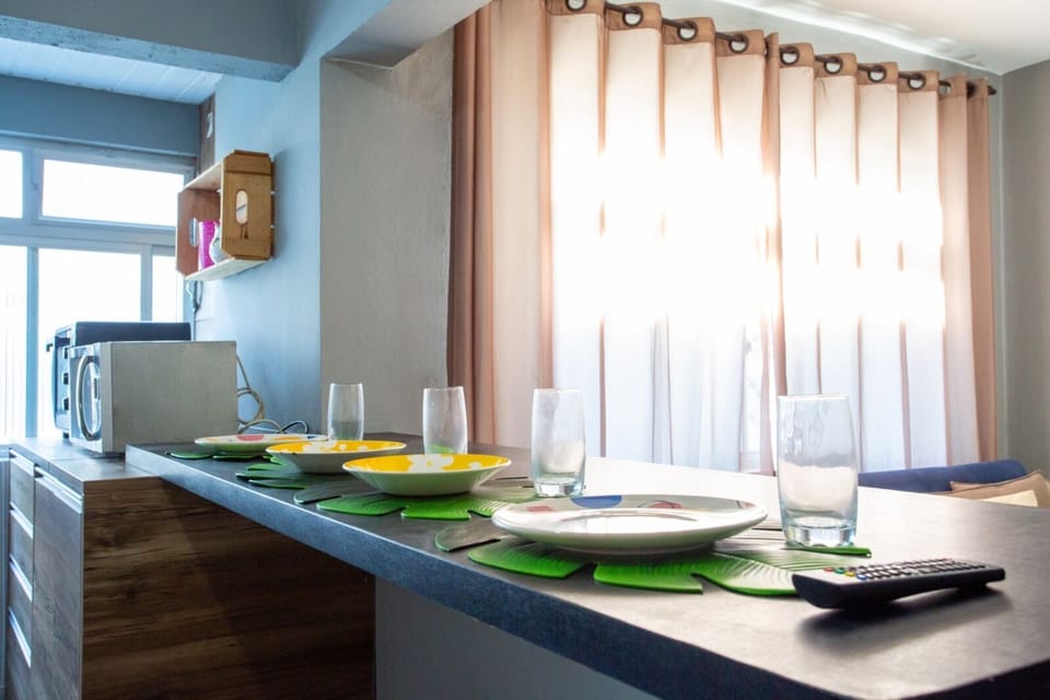 Comfort Apartment, 2 Bedrooms, Kitchen, City View | Dining