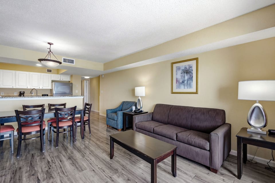 Grand Atlantic 1205 - Living Room