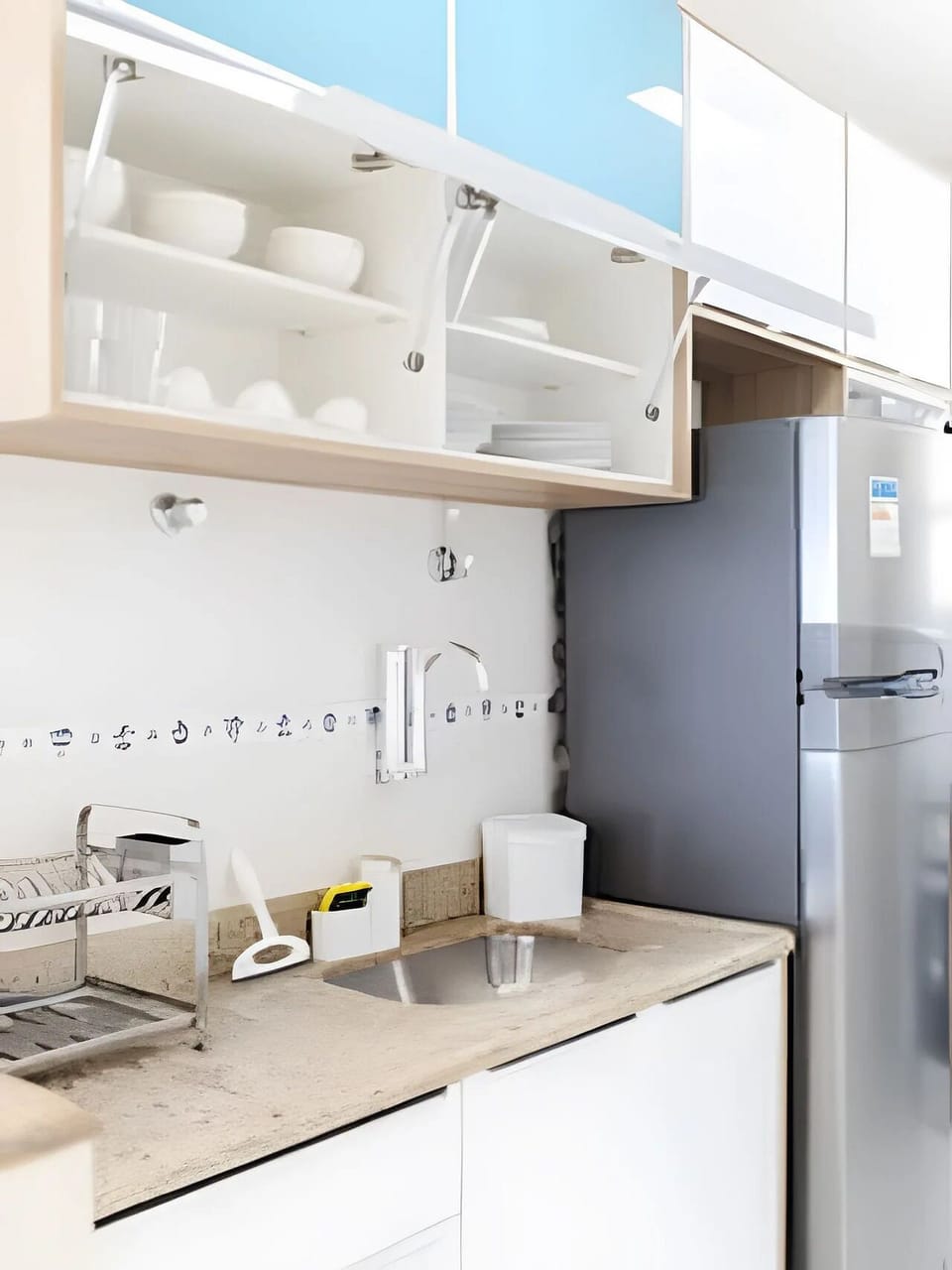 Deluxe Apartment, Beach View | Private kitchen