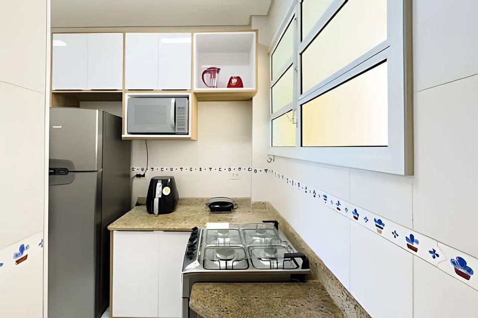 Deluxe Apartment, Beach View | Private kitchen