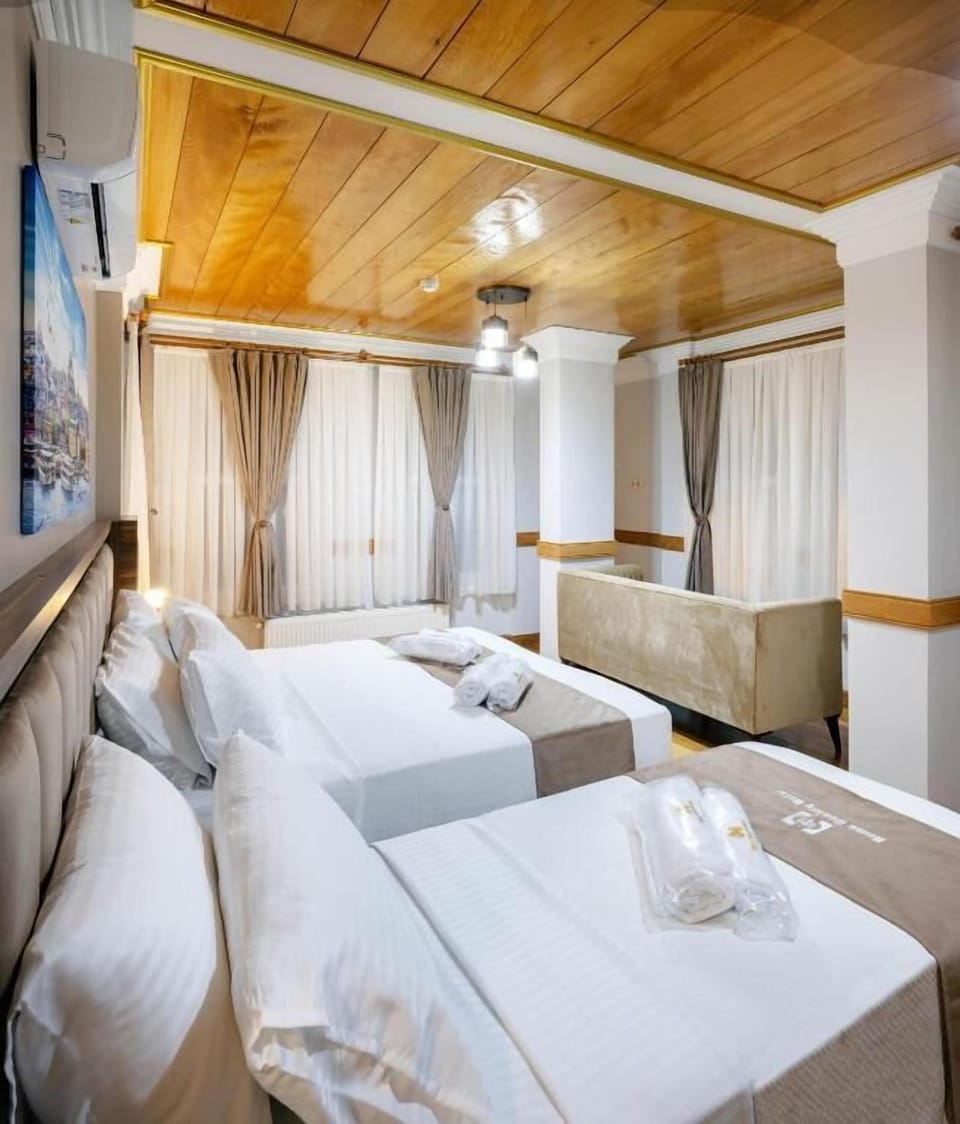 Family Room, Sea View | Spa