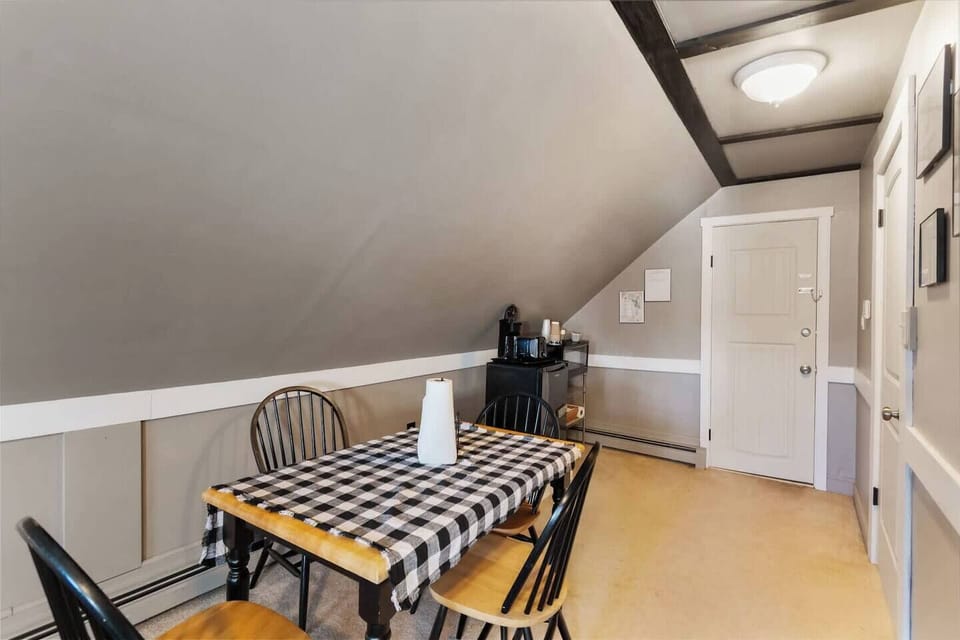 Kitchenette area.