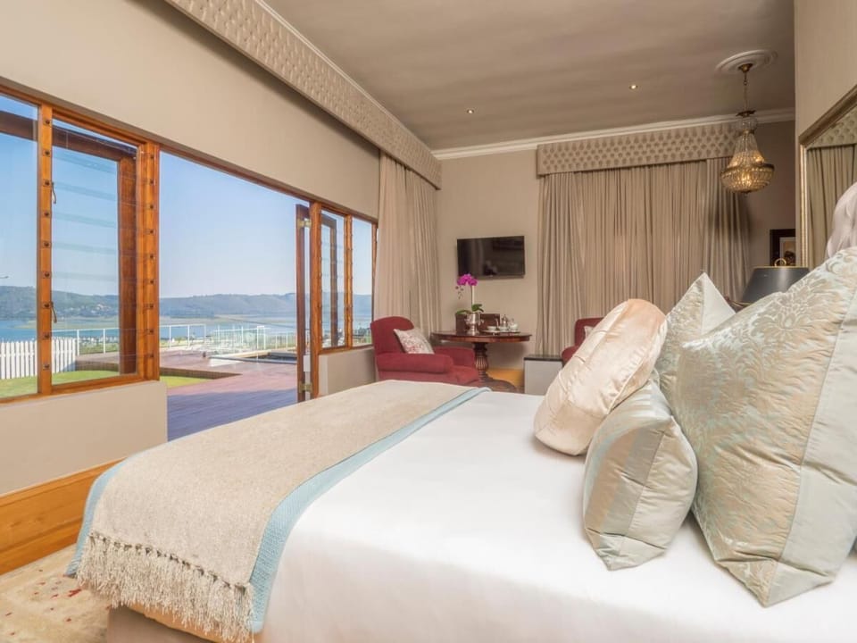 Superior Room, Lagoon View | Lake view