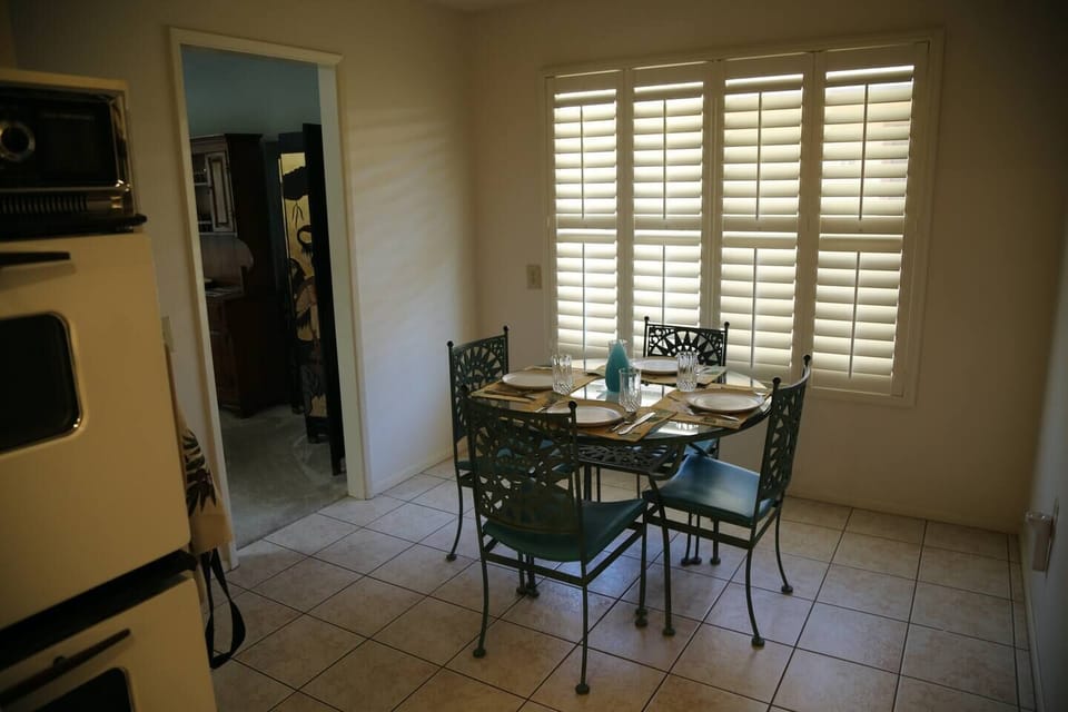 Breakfast Table