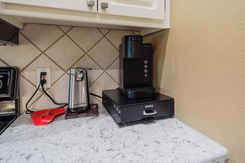Keurig coffee maker with pods provided 