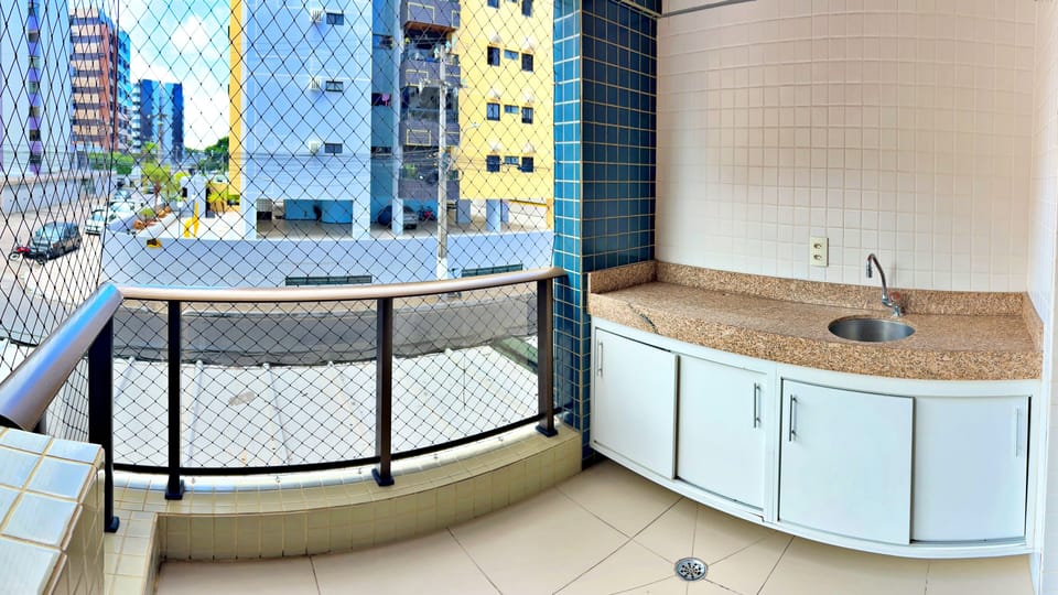 Apartment | Lanai