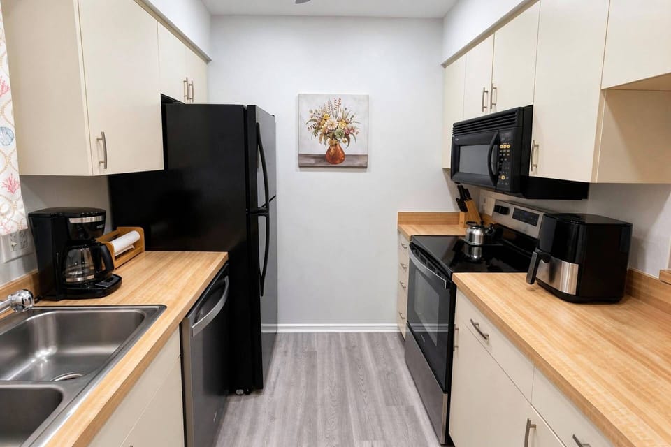 Fully equipped kitchen with everything you need for easy meals at home.