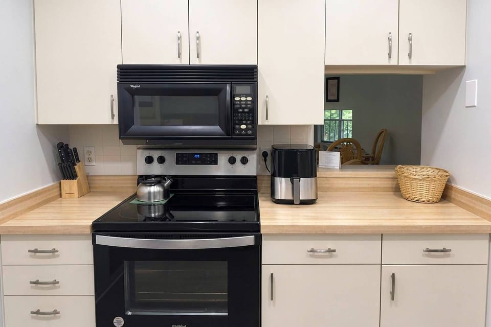 Bright and functional kitchen, perfect for vacation dining.