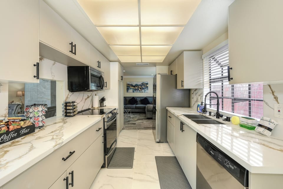 Kitchen | Single-Story Home