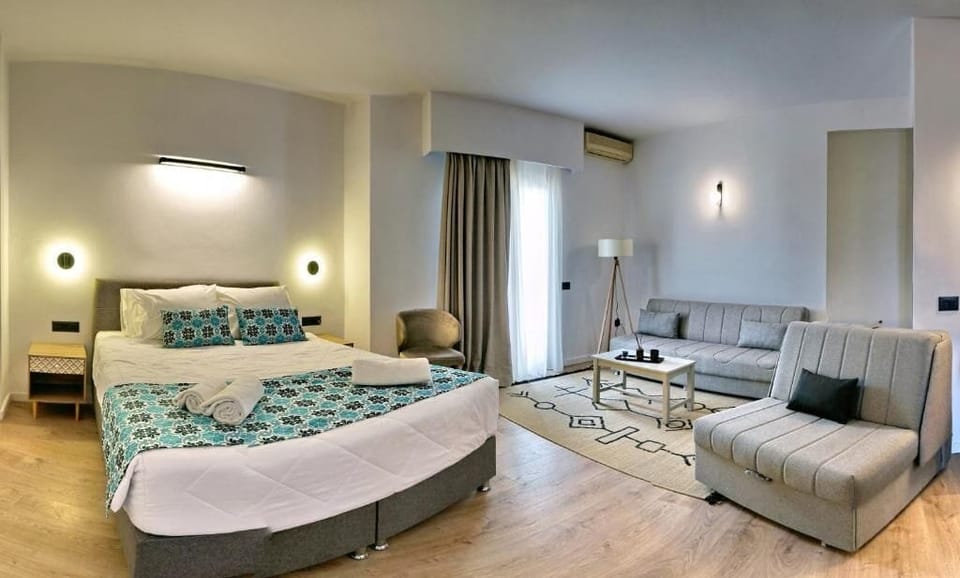 In-room safe, blackout drapes, iron/ironing board (on request)