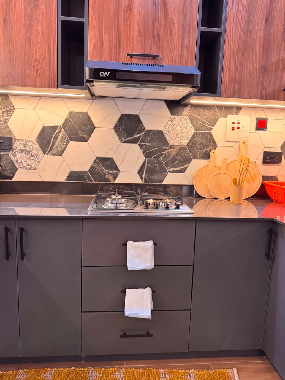 Comfort Apartment, City View | Private kitchen