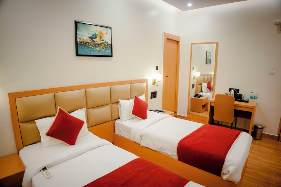 Executive Room | In-room safe, desk, laptop workspace, WiFi (free)